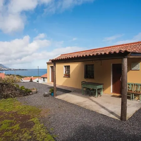 Casa Do Pai Tito Holiday home Velas