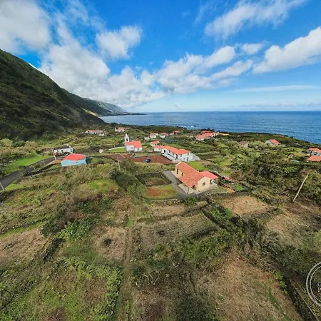 Casa Do Pai Tito *