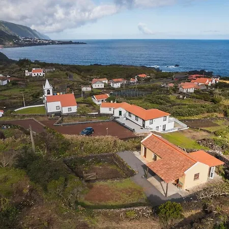 Casa Do Pai Tito Holiday home