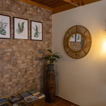 Casa Do Pai Tito *