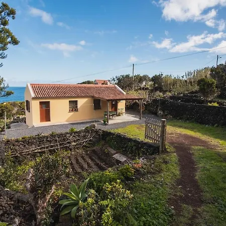 Casa Do Pai Tito Holiday home Velas
